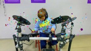 Отметка в детском музее науки и иллюзий