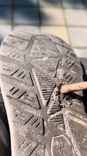 Мазута почти нет в Анапе // блогер делится впечатлениями о прогулке по пляжу МЦ "СОФИЯ"