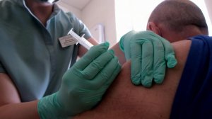 В России впервые применили персонализированную вакцину от рака.