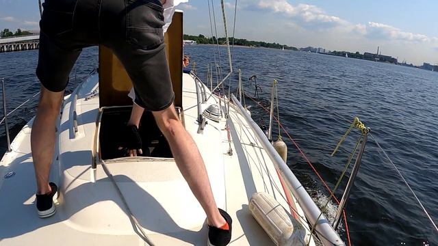 Яхтинг обучение с нуля Часть 04 Семья со мной на занятии.