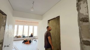 Начали делать потолки. Выбираем плитку и двери. Делаем ремонт своими руками. Строим дом в деревне.