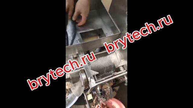 Неопресс (пресс обвалки рыбы) для производства рыбного фарша BryTech SR видео работы
