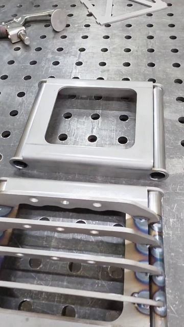 Амортизационная стойка