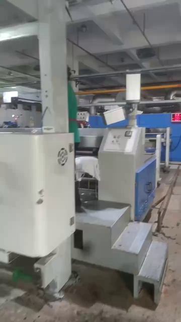 Производственная линия — от сырья до готовой ткани