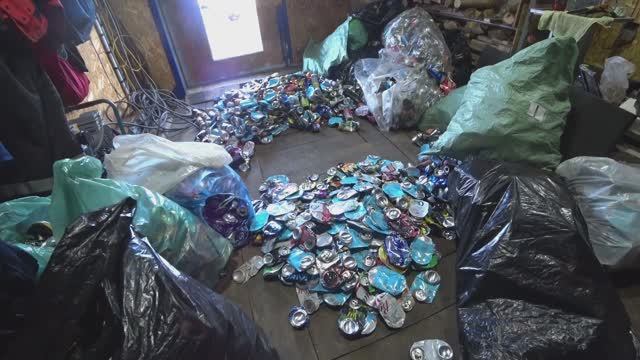 Сдал около 3000 банок в приёмку, весенний движ в гараже