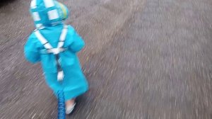 Лужа и плащ