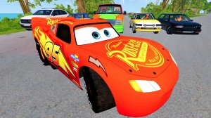 Молния Маквин и Машинки: Прыжки с обрыва в BeamNG.drive 🏎️💥 Аварии и Краш-тесты для детей