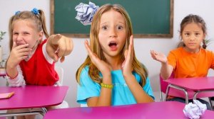 Настя и история о школьной травле | ВИДЕО ДЛЯ ДЕТЕЙ