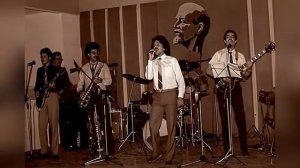 480p_Эту_песню_пел_наш_школьный_ансамбль_в_78г