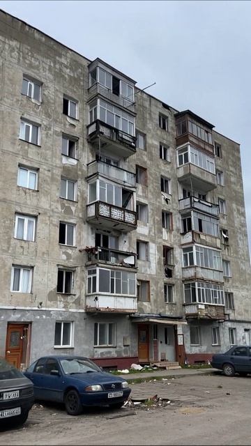 Запустевшие дома: тени заброшенных надежд #пустота #разрушение #грусть