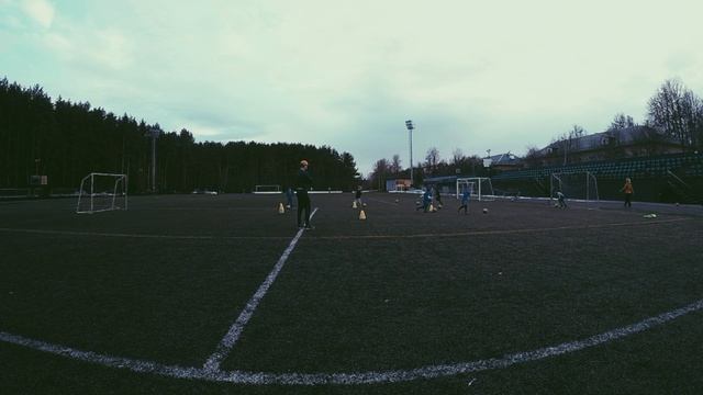 Вечерняя тренировка юных 