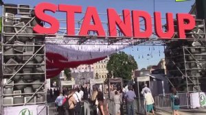 Очень ВЕСЕЛО - праздник StandUp в Санкт-Петербурге  / Ретровидео YouTube