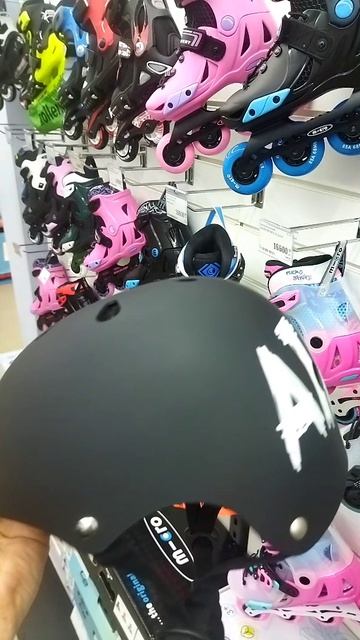 Шлемы для катания на роликах. Магазин роликов и аксессуаров 4roller.info