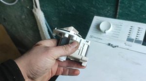 Стиральная машина Electrolux с верхней загрузкой замена помпы.