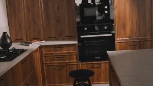 Кухня БЕВЕРЛИ (дуб бурбон)