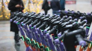 В крупнейших российских городах стартовал сезон электросамокатов