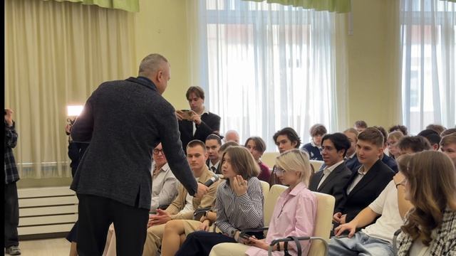 Встреча со старшеклассниками школы № 1248