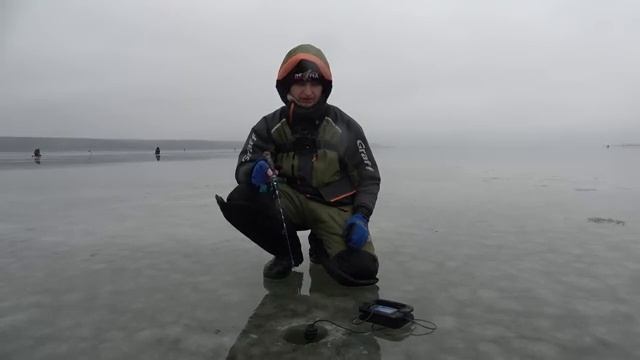 СЮДА СБЕЖАЛАСЬ ТОЛПА! Первый лед на Дону. Первый лед 2025-26. Зимняя рыбалка.