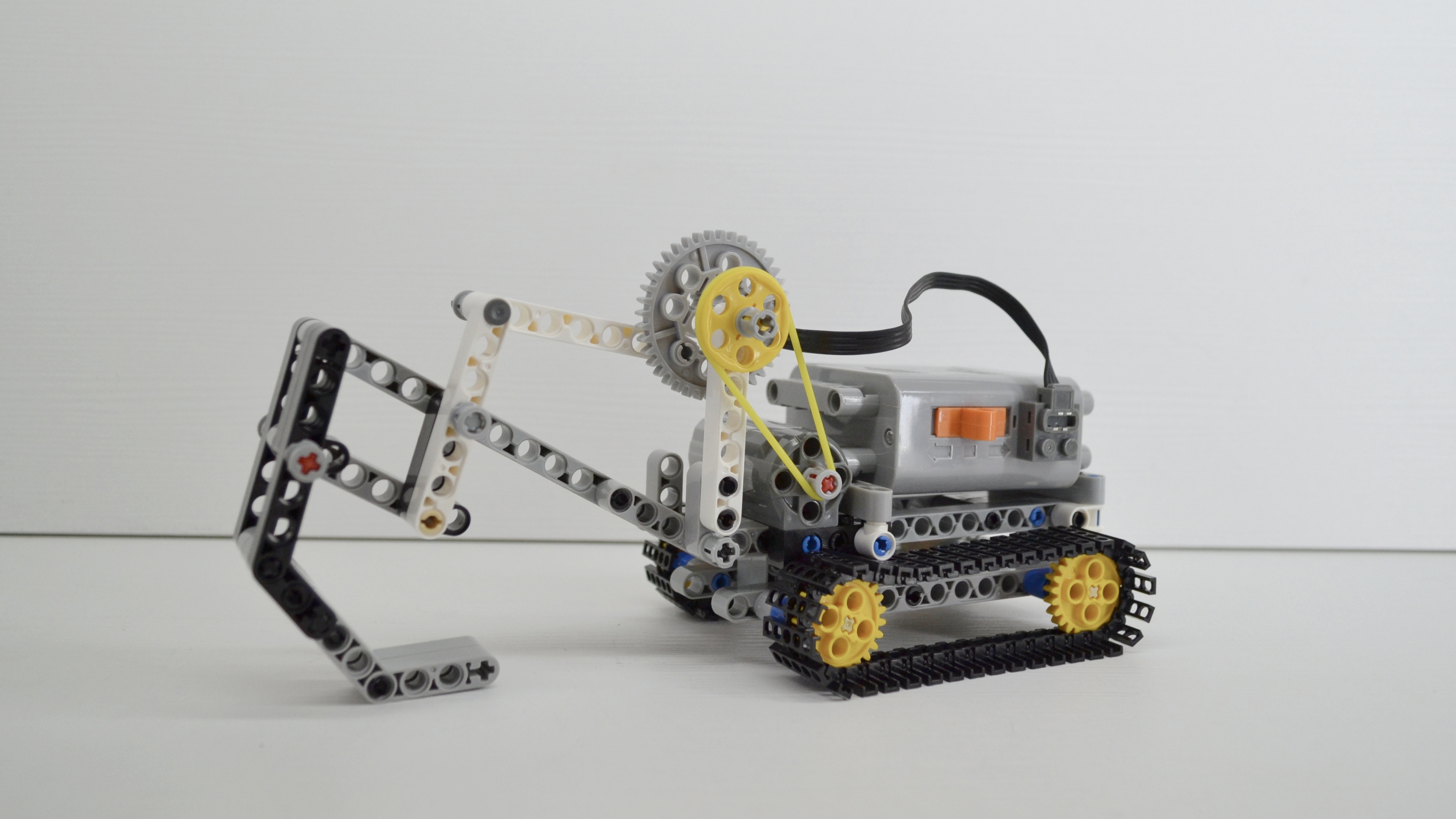 Экскаватор Lego Technic: Полная сборка с нуля!