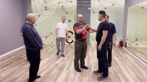 удержать цель