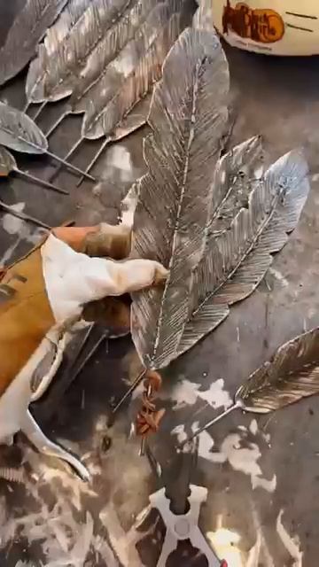 Headdress Build art sculpture