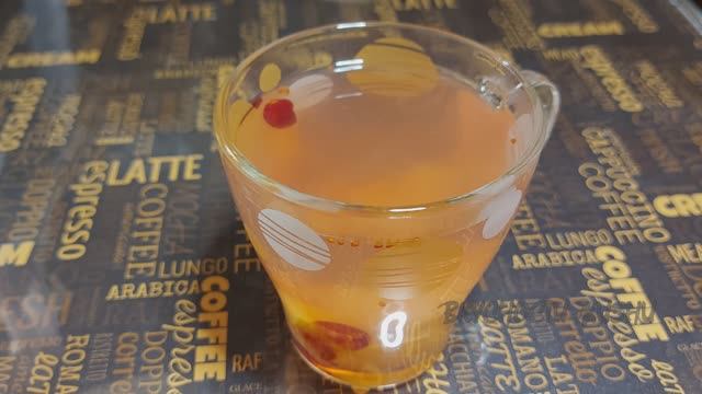 Рецепт компота из яблок, клюквы и мандарина. Делаю десерты из компотных фруктов