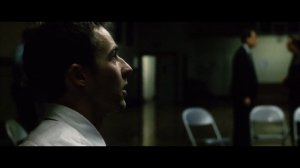 момент общения в клубе. Бойцовский клуб