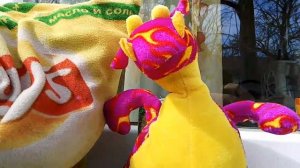 5 ночей с динозавром 3 город трейлер.