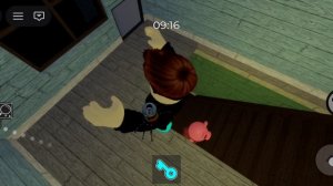 играю в игру Piggy! 
это одна игра