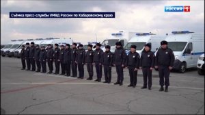 Начальник краевого УМВД России Андрей Шабашов вручил сотрудникам ключи от служебных автомобилей