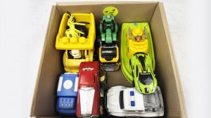 Мультики Машинки. Яркие машинки в коробке. Веселые спуски по горке. Мультики машинки для малышей