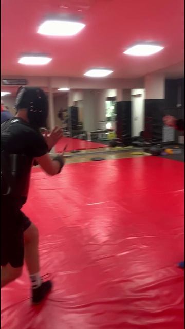 Живи так, чтобы даже Смерть, придя за тобой, сначала уважительно подождала.