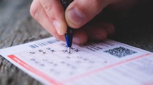 Победителя лотереи лишат миллиарда рублей за нерасторопность