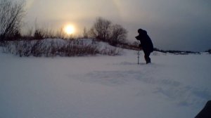 зимняя рыбалка 2021 ПЕРВЫЙ ВЫХОД НА ЛЁД ПОЛУЧИЛСЯ!. КАК ДОЛГО Я ЖДАЛ ЭТОГО МОМЕНТА! Ловля окуня