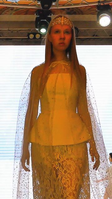 Подиум Марии