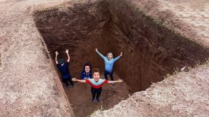 Влад А4 Кто Первый Выберется из ЯМЫ, - Челлендж ! в игре рафт