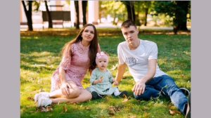 Моей внучке 2 годика. Из архива. Далее музыкальный клип.