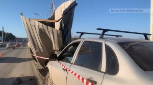 В районе машзавода водитель не справился с управлением и сбил девочку на тротуаре