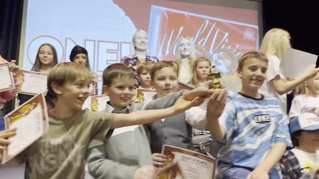 Как прошёл фестиваль песни на иностранном языке