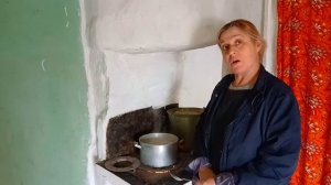 Чем Я Кормлю СТАЮ КОШЕК С Нашим БЮДЖЕТОМ В Деревне.