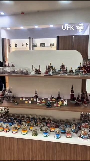 Проект в центре Москвы. ЛДСП Lamarty в новом бутике гостиницы Космос