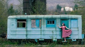 ИЗГНАННАЯ ИЗ ДЕРЕВНИ В -35 ОНА ЖИЛА В ЗАБРОШЕННОМ ВАГОНЕ. ИНТЕРЕСНО