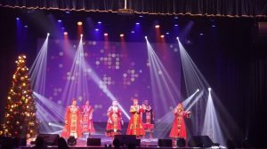 Песни до темна -  Народный фольклорно-эстрадный ансамбль «Дебряночка»