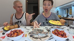Мукбанг муж в ШОКЕ, приготовила ИДЕАЛЬНЫЙ ужин в русском стиле! Болтаем и Семейный ужин в России