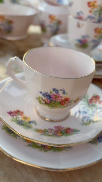 Антикварный розовый фарфор от Английской мануфактуры Tuscan 1930 год