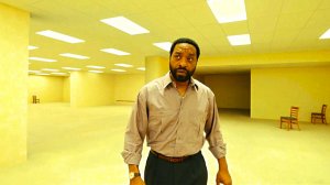 Закулисье реальности — Русский трейлер. Чиветель Эджиофор.