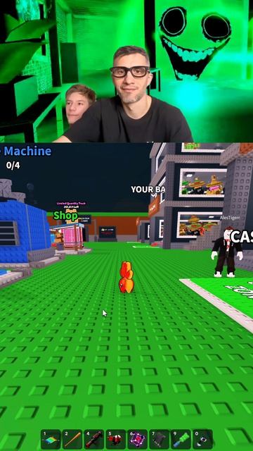 На голове 😂😅 Steal a Brainrot Roblox