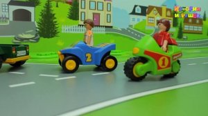 Видео для детей с игрушечными машинками - Браконьеры.