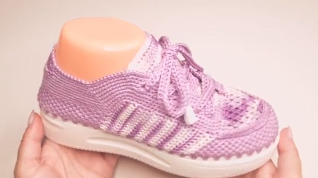 Кроссовки Адель Часть 2