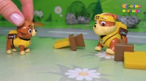 Видео для детей с игрушками Щенячий патруль - Кот спасатель.